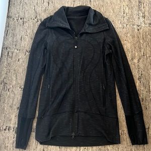 Lululemon jacket, size 8, black and grey textured